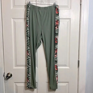 Alison Andrews Women’s Casual Pants - 2x Green And Floral